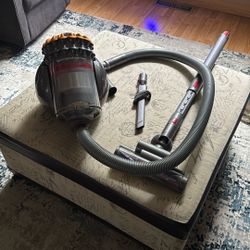 Dyson Big Ball Multifloor Vacuum