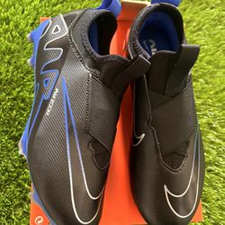 Kids Soccer Cleats Nike Different Models And Sizes 