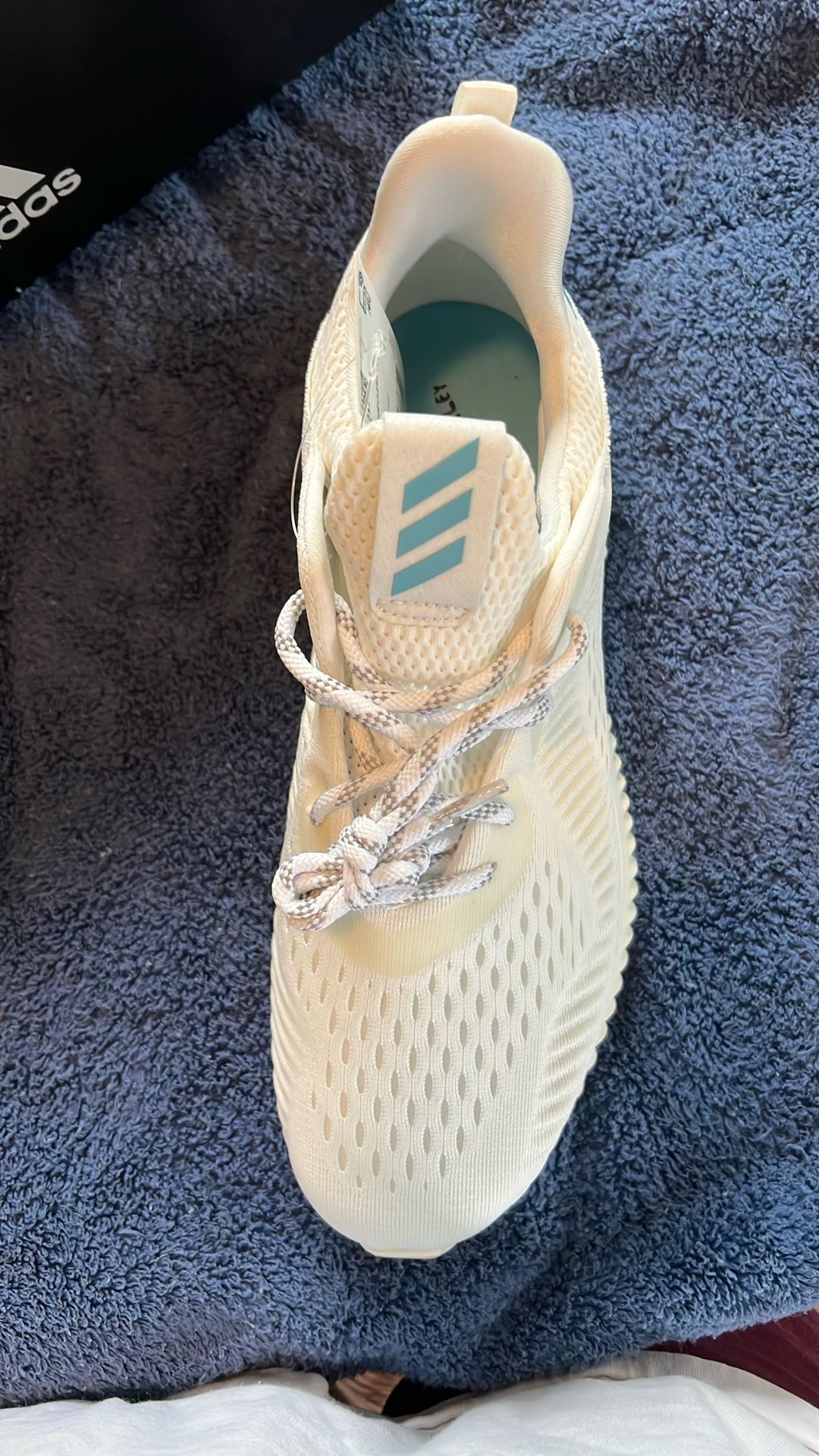 New Adidas AlphaBounce 1 Parlay M Size 9