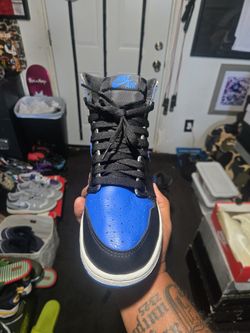 Nike Air Jordan 1 Retro
Royal (2017) Men's Size 7 Or Women's Size 8.5 Excellent Condition 
