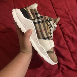 Burberry Shoes