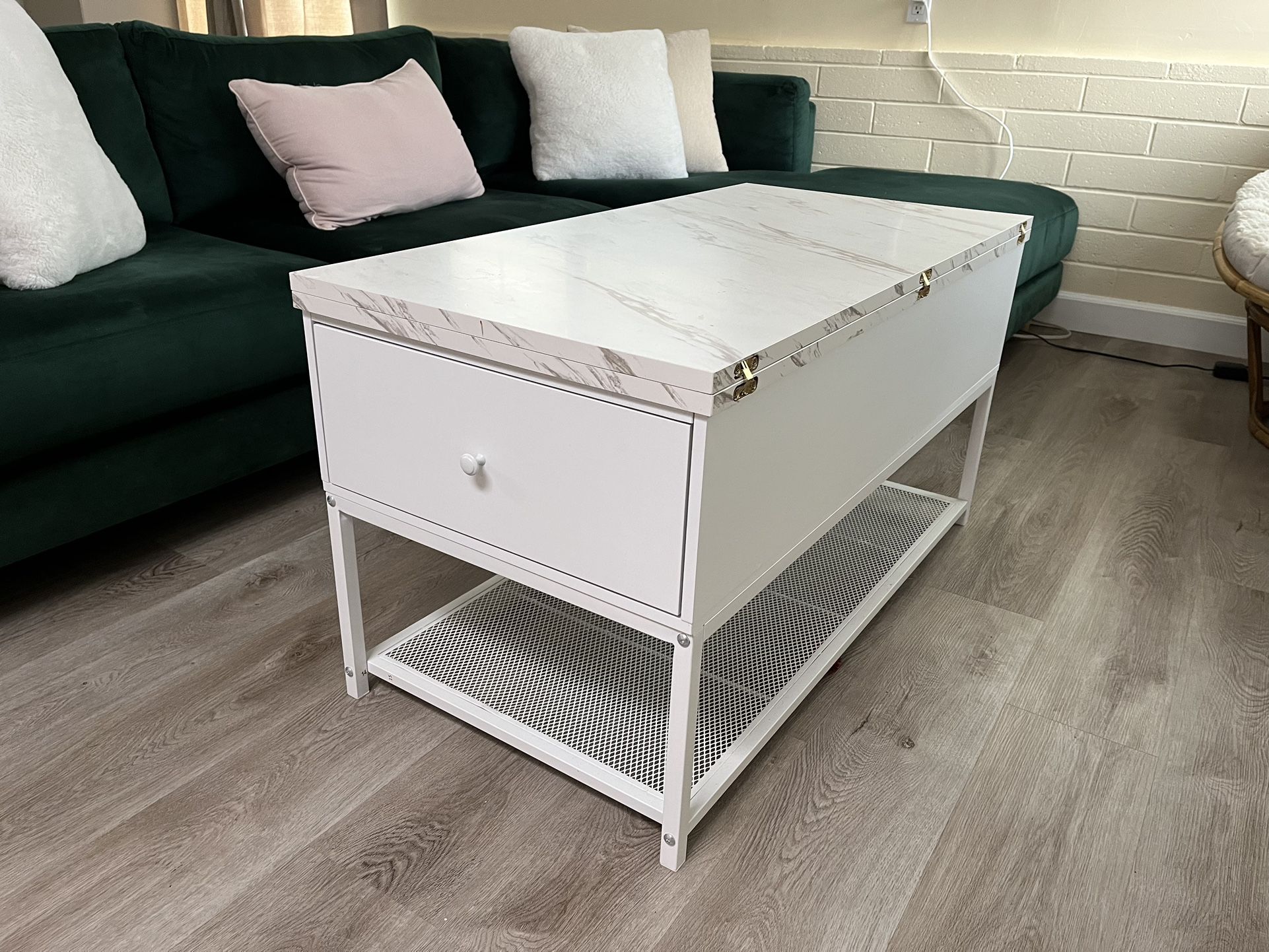 White faux marble lift top coffee table