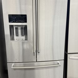 New Kitchen Aid Refrigerator Stainless Steel 