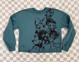 Disney Mickey & friends Sweaters size Small (Juniors)