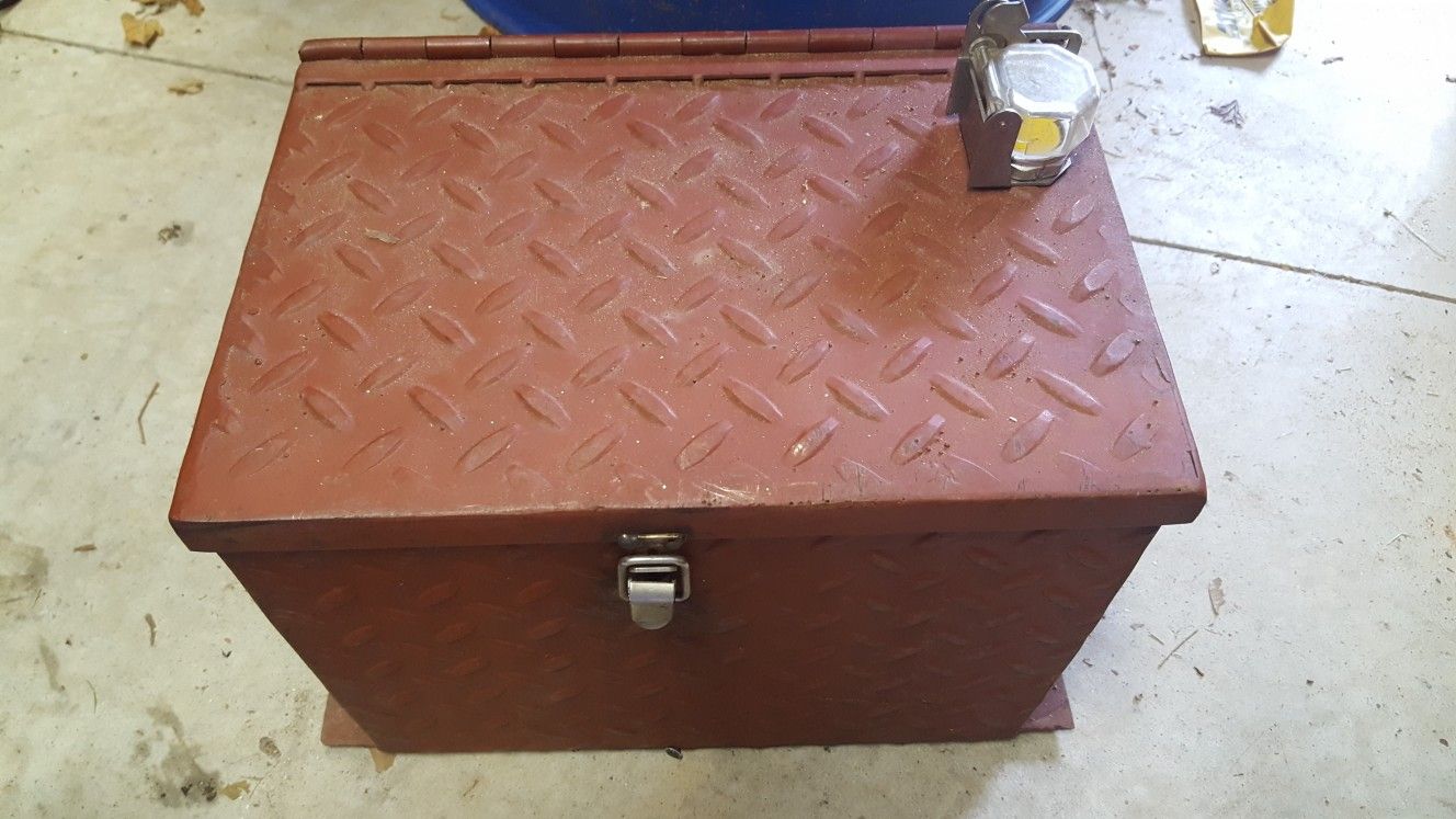 Super heavy duty lock box battery box whatever you would like to use it for inside diameter is 11 and 5/8 by 7 and 7/8 -obo