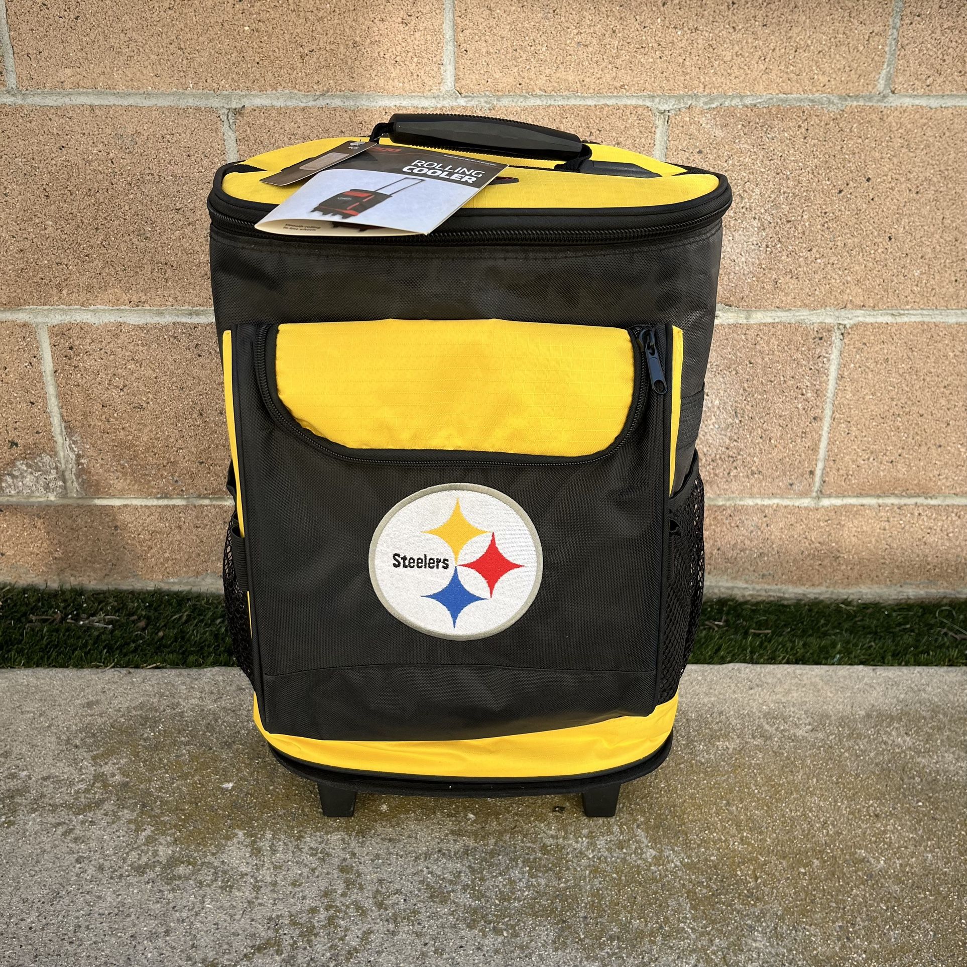 Logo Pittsburg Steelers Rolling Cooler