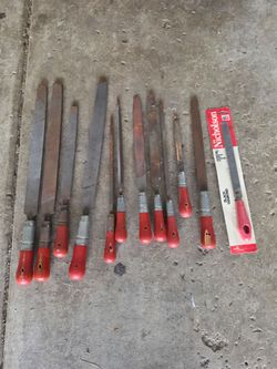 Nicholson Metal Files Set with Red Handles
