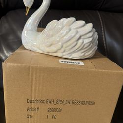  Swan Candle Holder 