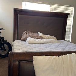 Sleigh Bed Cal King 