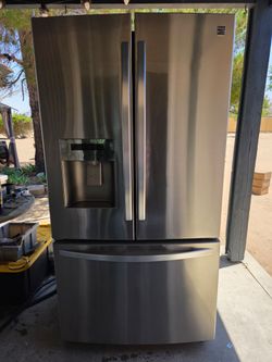 KENMORE FULL SIZE 3 DOOR STAINLESS STEEL REFRIGERATOR ( FRIDGE) WATER AND ICE AVAILABLE