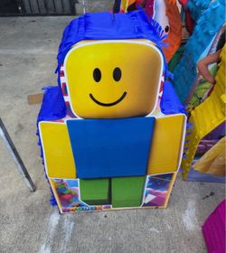 Roblox pinata