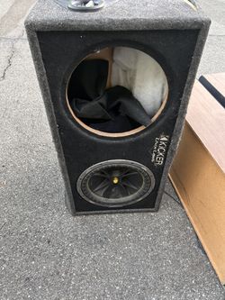 Kicker 10DC122 Enclosed Car Audio Subwoofer
