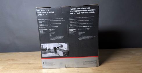 Rocketfish Full-Motion TV Wall Mount - 19-39"