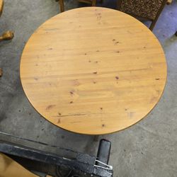 Pine Table 