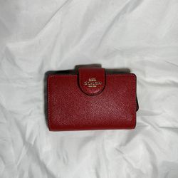 red coach wallet medium size 