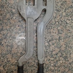 Metal Stud Punch 