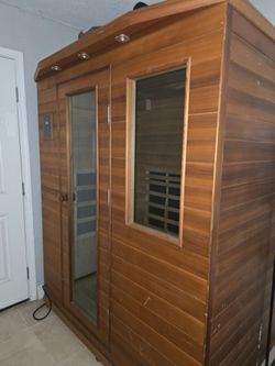 Indoor Wood Infrared Sauna Cabinet