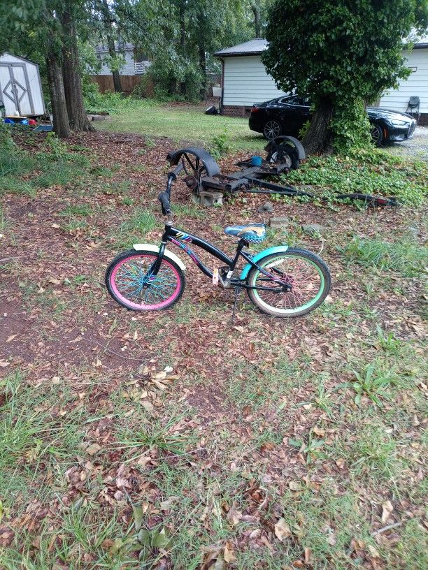 Little Miss Mached Girls Bike