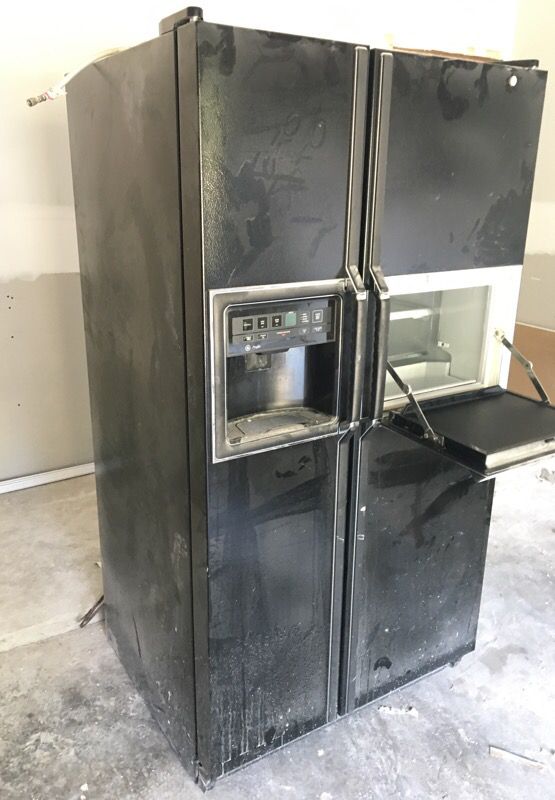 GE Profile TFX27PF Refrigerator fridge freezer