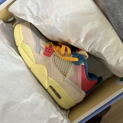 Nike Air jordan 4 Guava Size 8