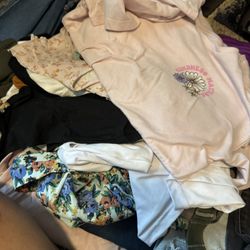 A lot Of Girls Clothes 