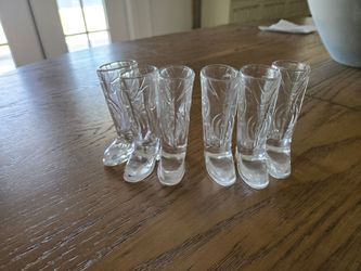 Boot shot glasses