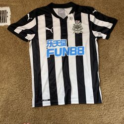 Mens Puma Newcastle United Jersey