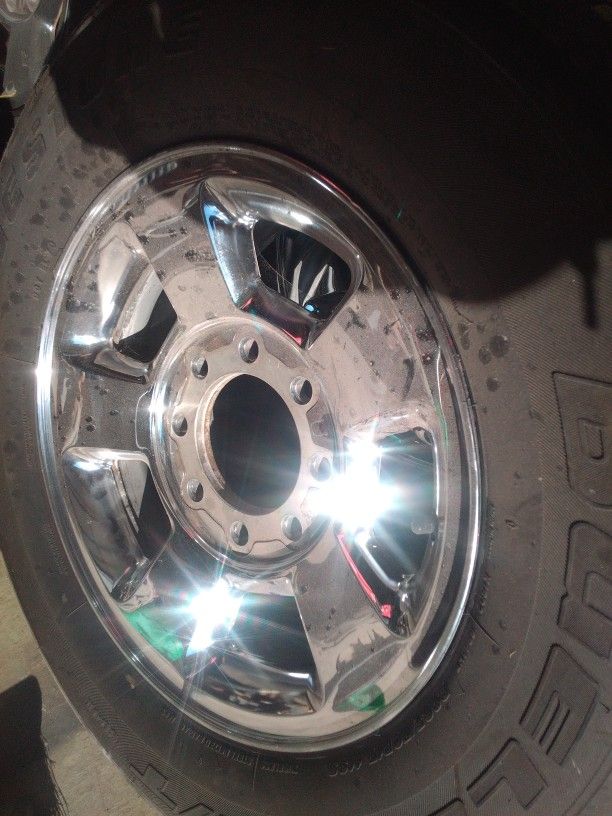 8 Bolt Dodge Crome Rims & Tires All 4
