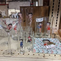 Vintage Betty Boop Betty Glassware Set