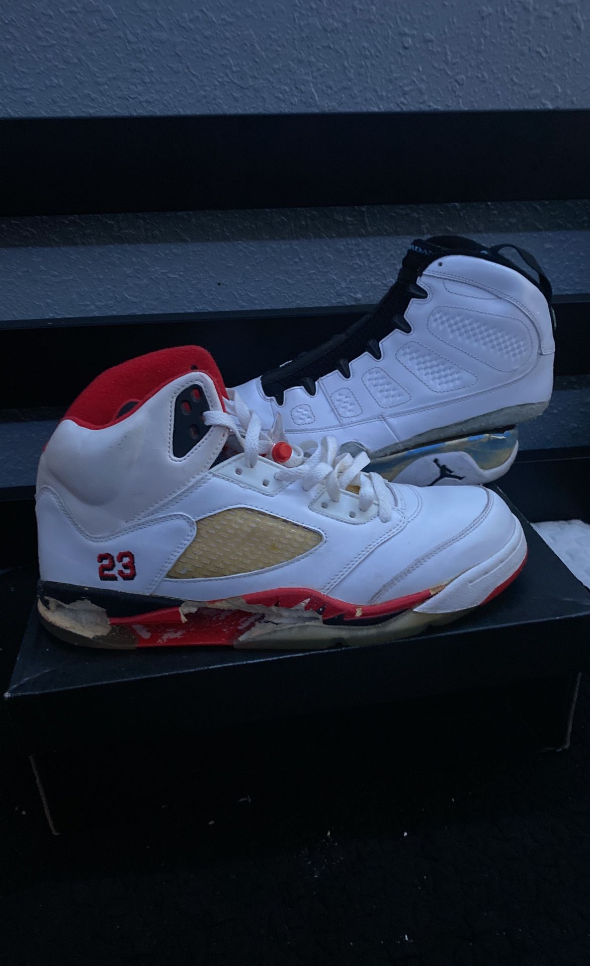 2006 Fire Red 5s Sz10.5And 2010 Poderblue 9s Sz10