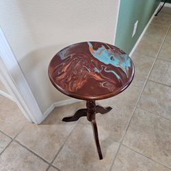 Unique Accent Table