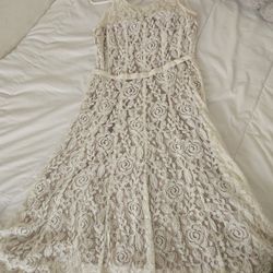 Beautiful Vintage Looking Dress Size 2