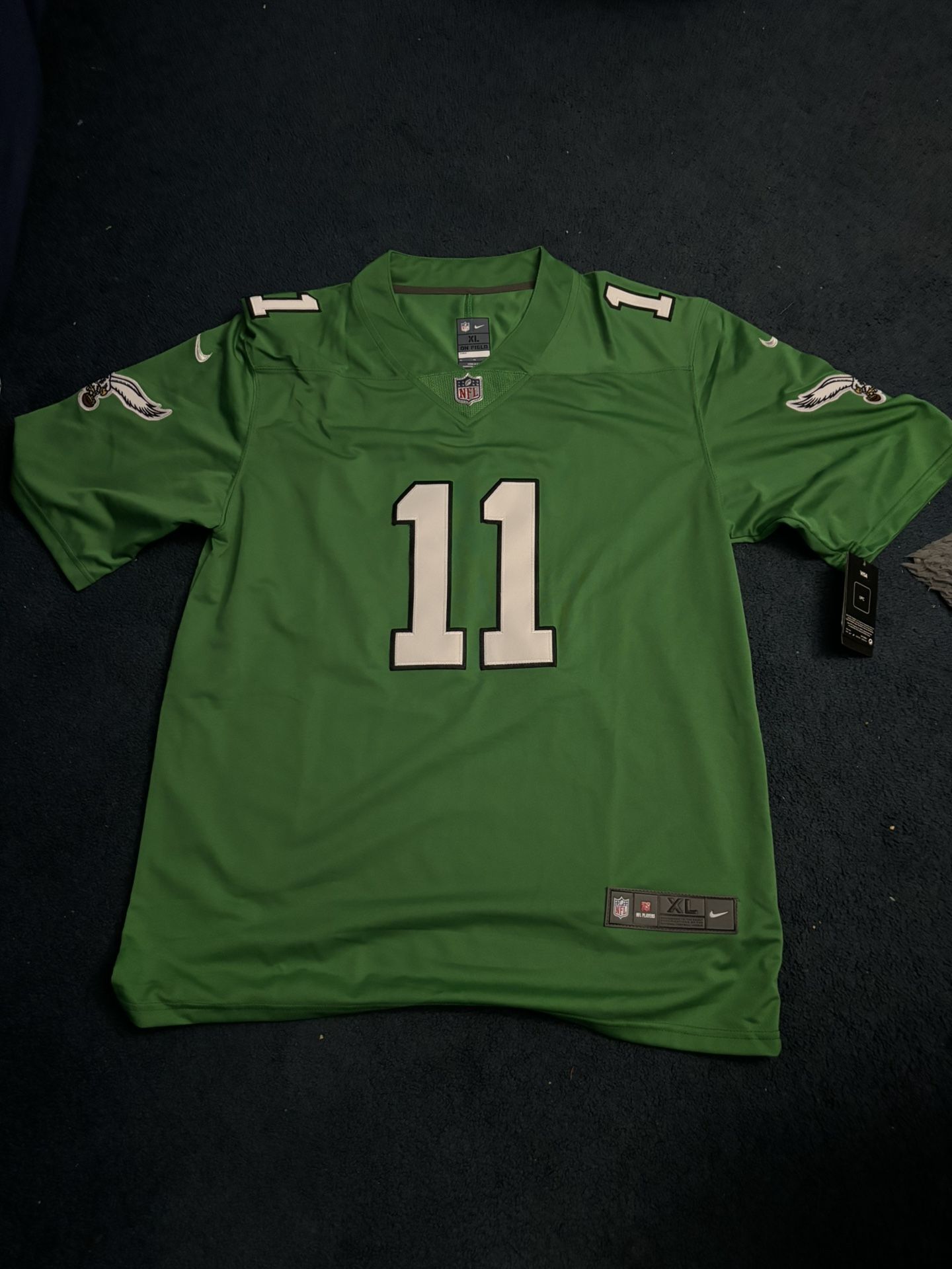Brand New Kelly Green Aj Brown 2XL Jersey