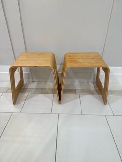 Gymax 2-Pack Versatile Bamboo Stool 18'' Wooden Shoe Changing Stool Natural