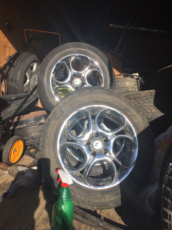4,tire with rims good condition 195/60/15