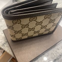 Gucci Wallet 