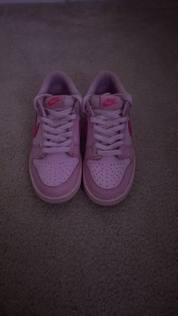 dunk low GS triple pink size 6y