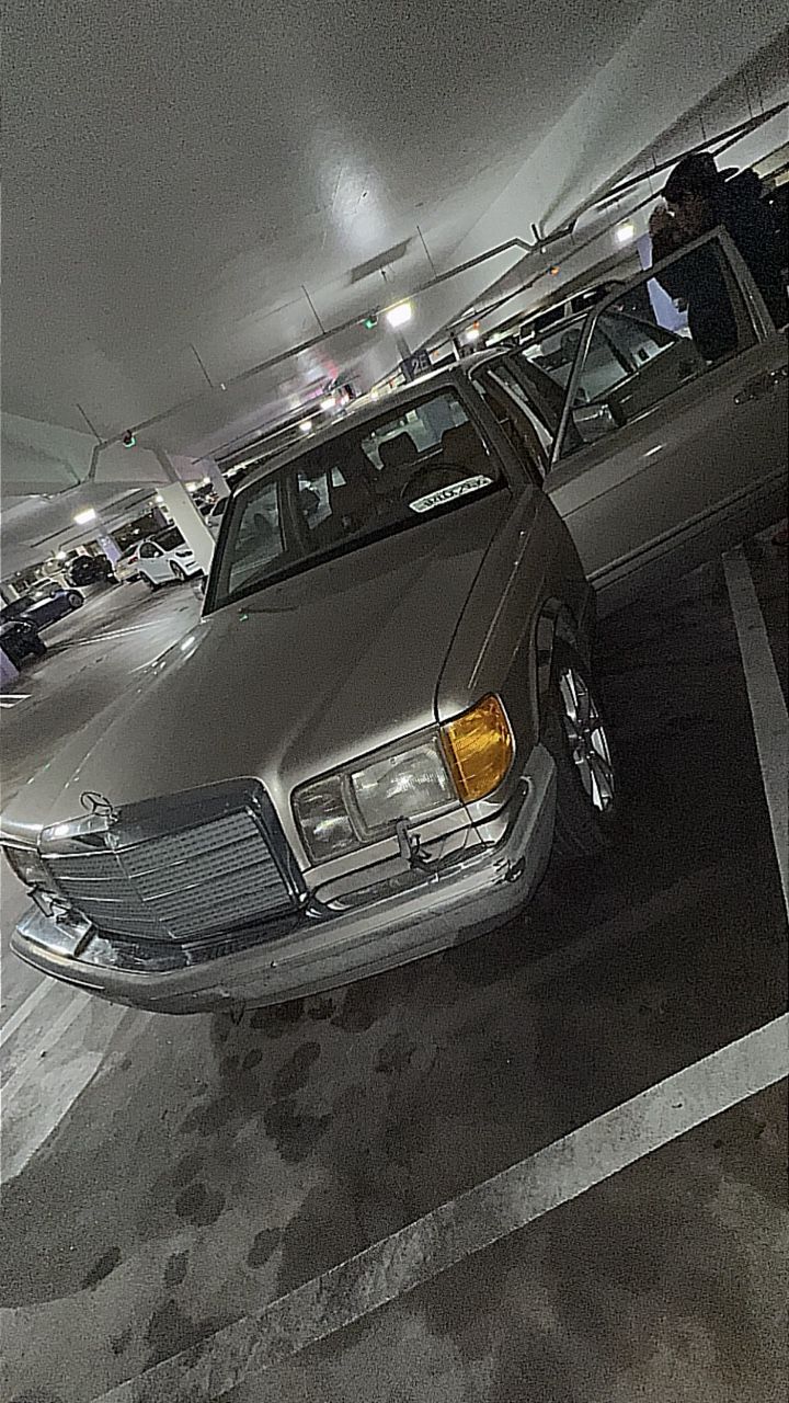 1991 Mercedes-Benz 300
