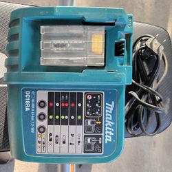 Makita  Fast Charger