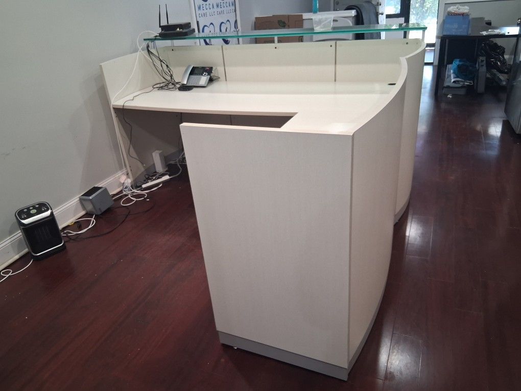 Receptionist Work Station