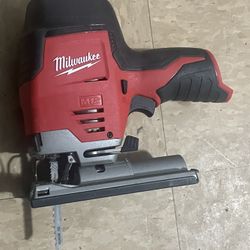 Milwaukee M12 Jigsaw
