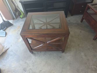 End table