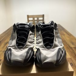 Yeezy 700