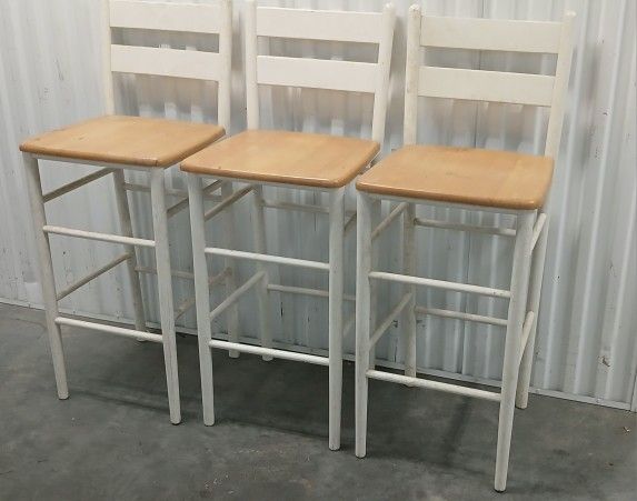 Stools/Highchairs-White