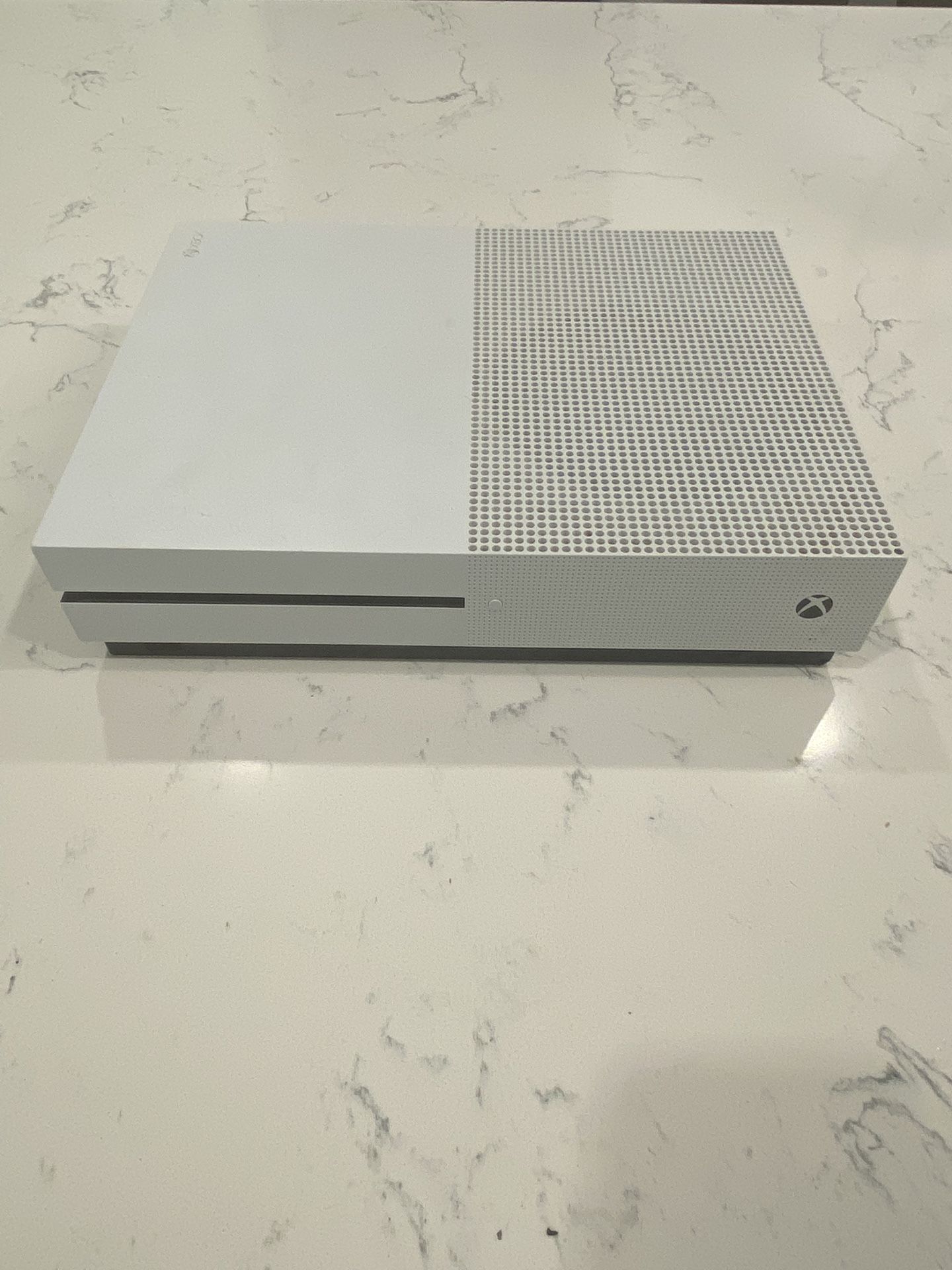 Xbox One S (parts)