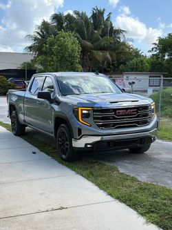 2023 GMC Elevation
