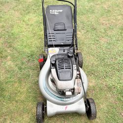 Self propelled lawnmower craftsman