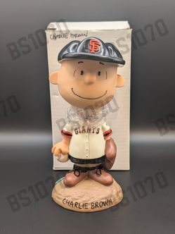 2005 "Peanuts" Charlie Brown Bobblehead - SF Giants