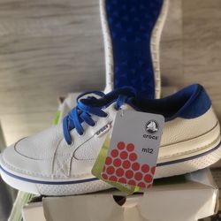 CROCS GOLF WITH HANK HANEY WHITE AND SEA BLUE SIZE 12M BRAND NEW IN ITS BOX
