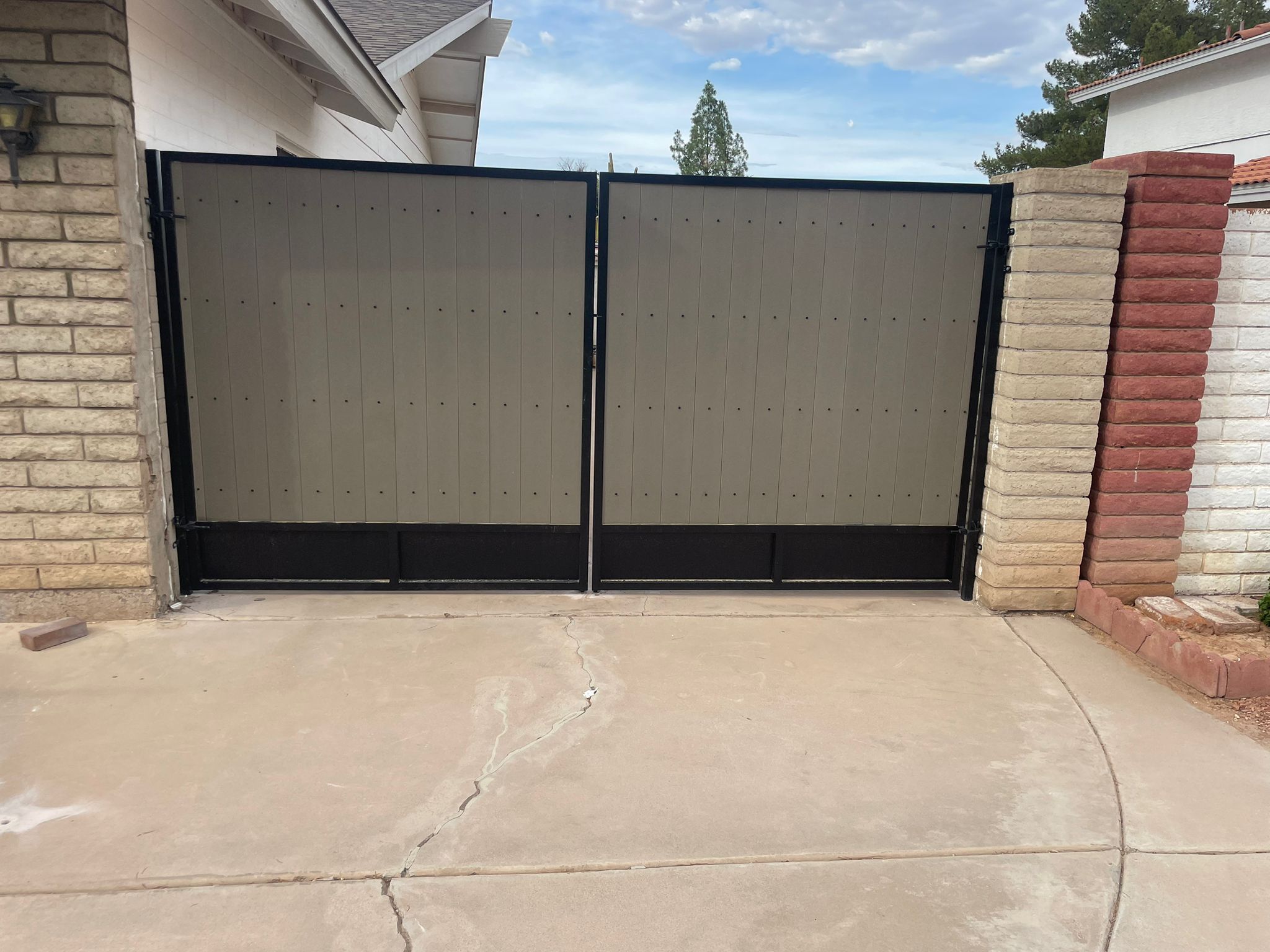 Rv Gate Composite 12 X6 for Sale in Phoenix, AZ - OfferUp